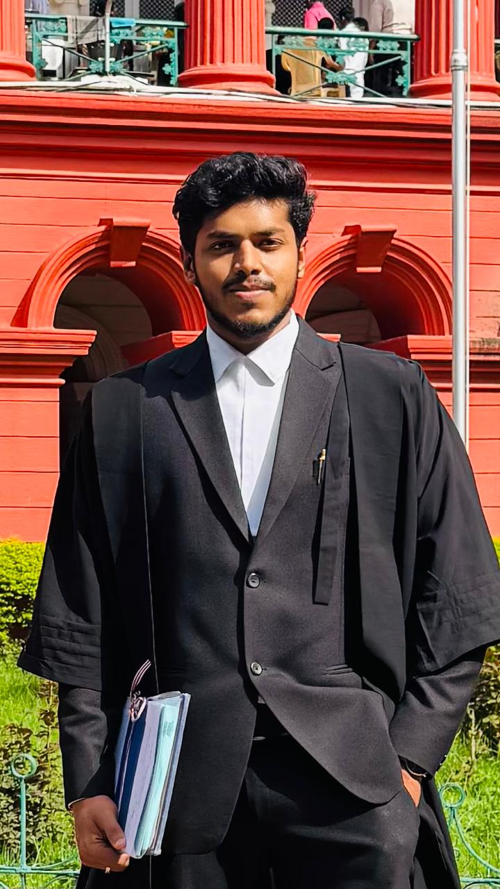 Adv. Mohammed Asim Karekazi